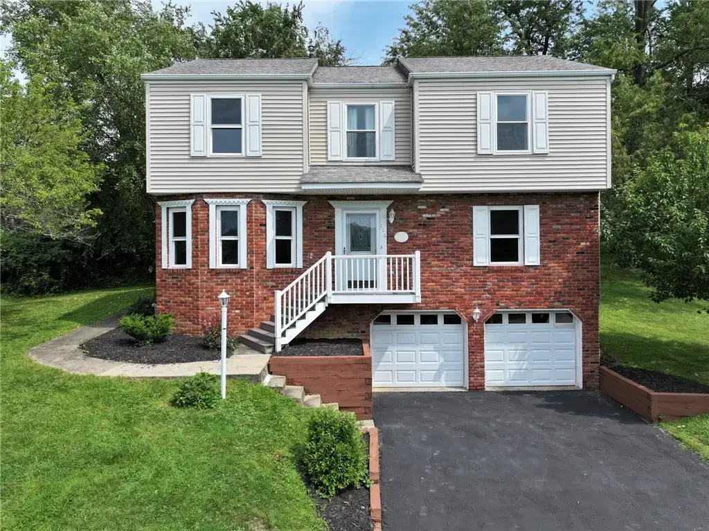 116 Damian Court , Penn