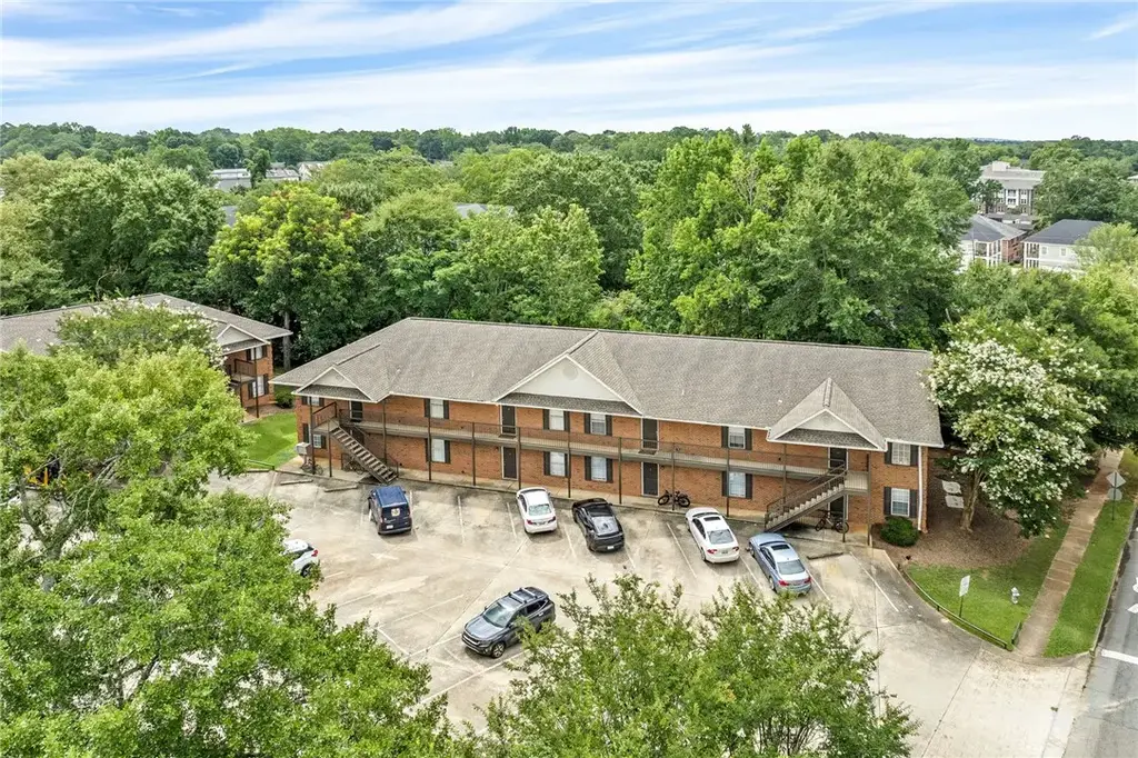 324 N Ross St 4a, Auburn
