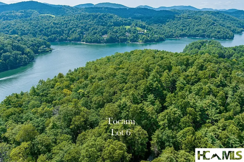 128 Tocami Club Drive, Cullowhee
