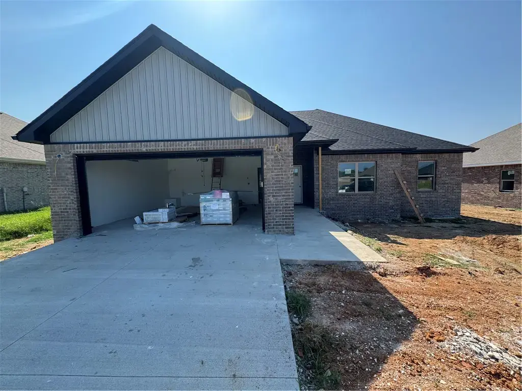 1037 Cook Street, Pea Ridge
