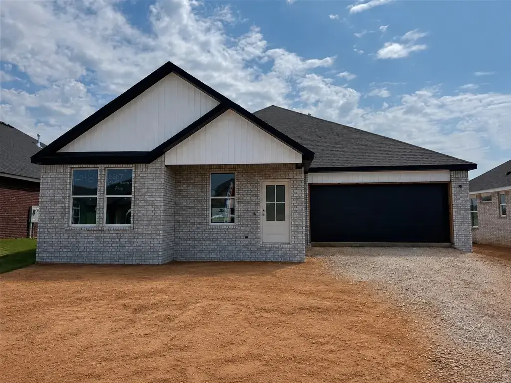 6607 Sw Basswood Avenue, Bentonville