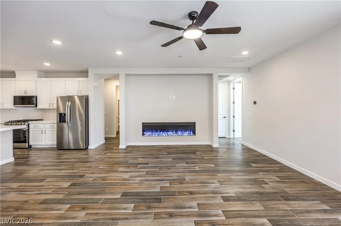 8336 Tanton Ridge Street, Las Vegas