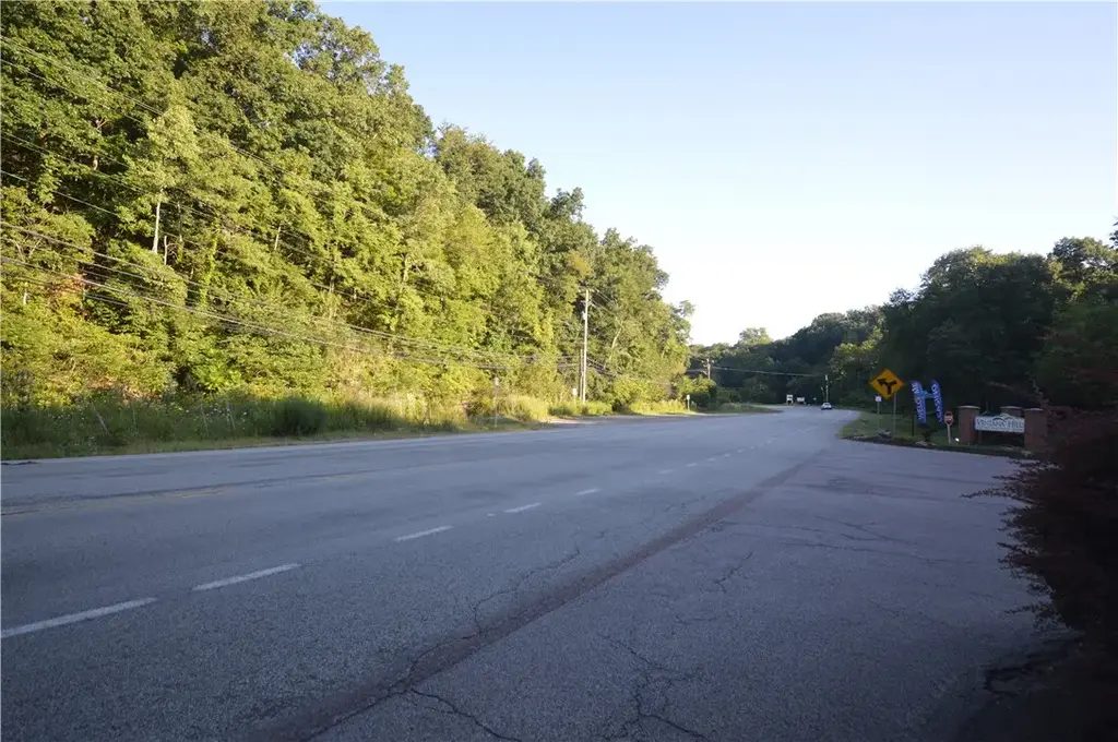 Beaver Grade Road , Robinson