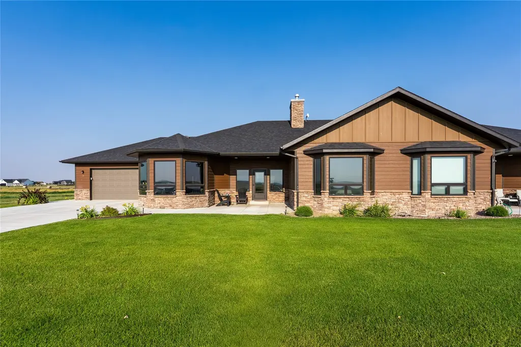 24 Silver Mine Lane, Great Falls