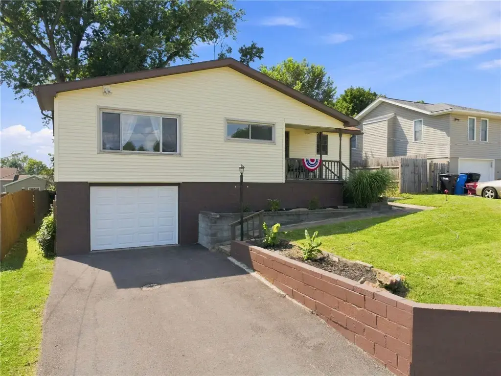 2118 Leo Street , North Huntingdon