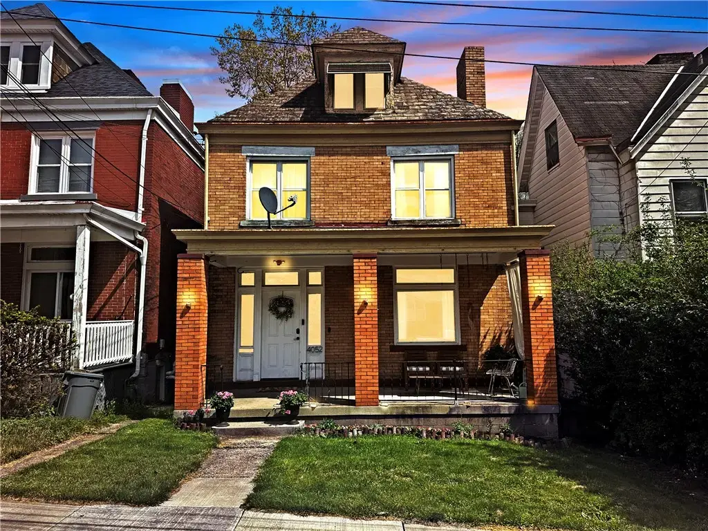 4052 Vinceton Street , Observatory Hill