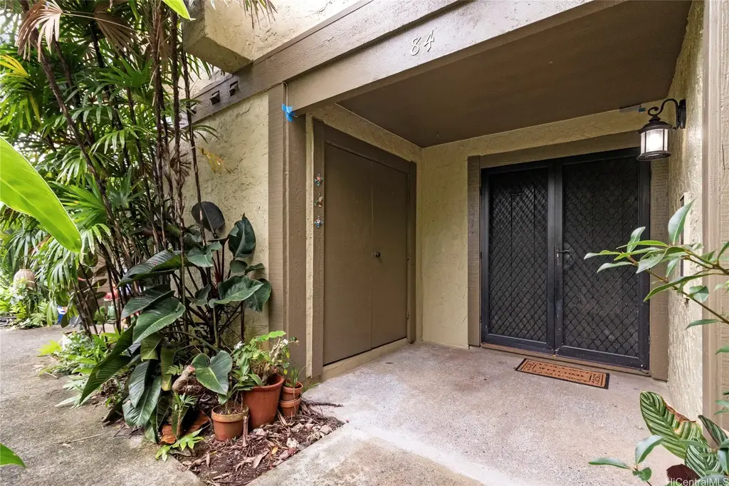 (unit #18b--84) 46-318 Haiku Road, Kaneohe