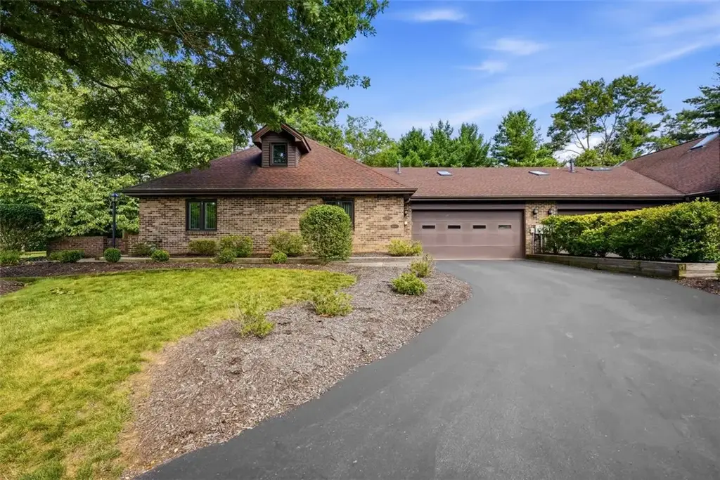 10097 Mansion Drive, McCandless