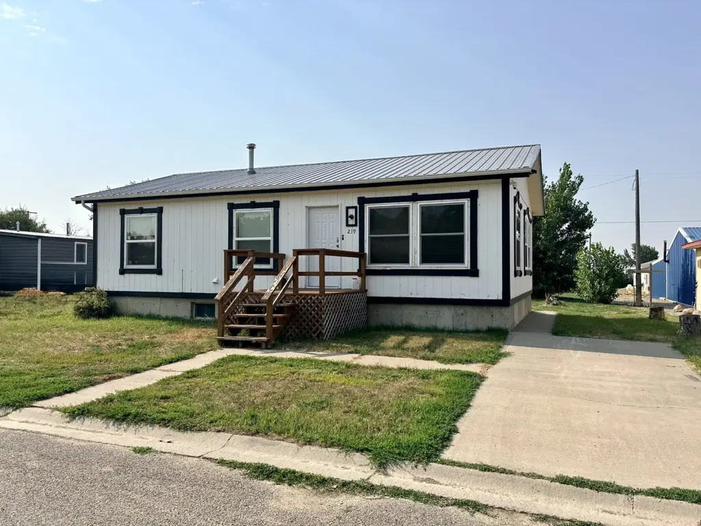 239 W Jackson Avenue, Chester