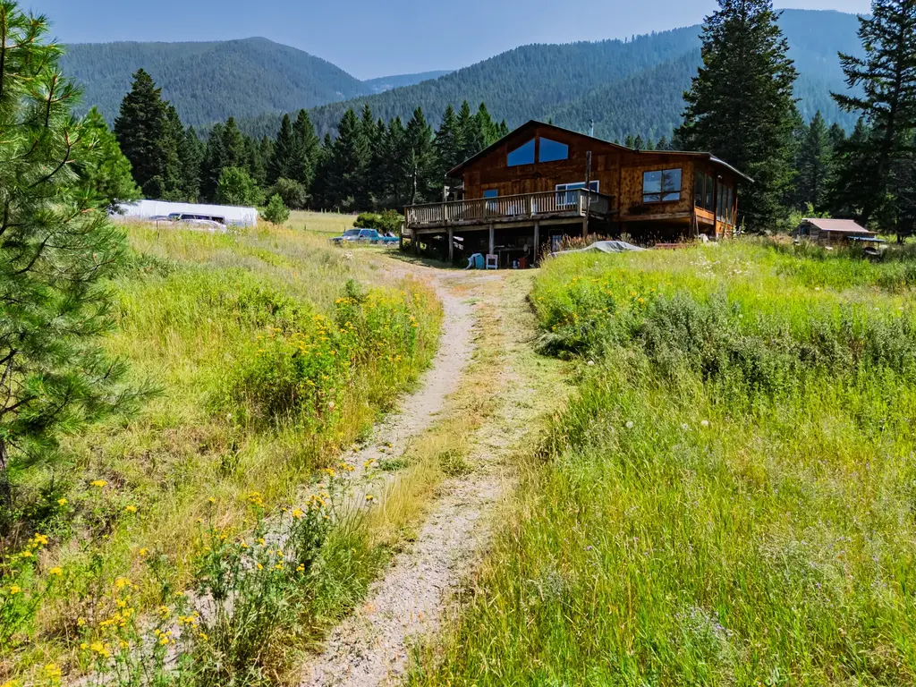 526 Stoddard Ranch Road, Eureka