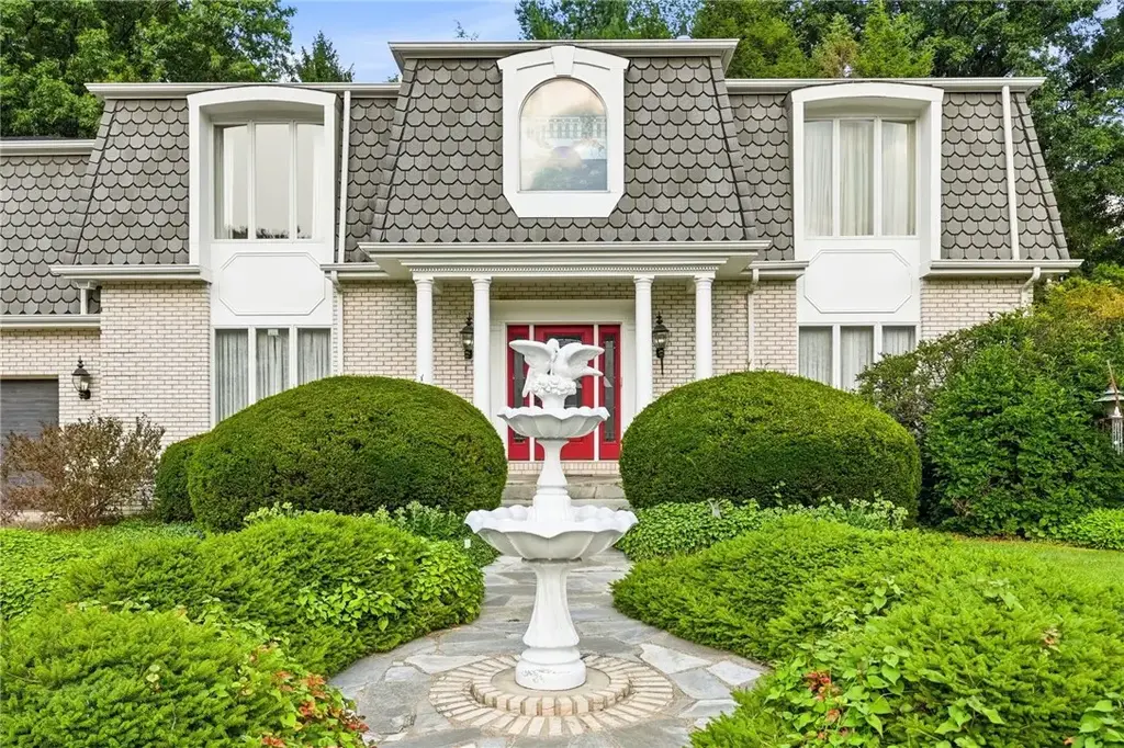 342 Stoneybrooke Drive , Cheswick