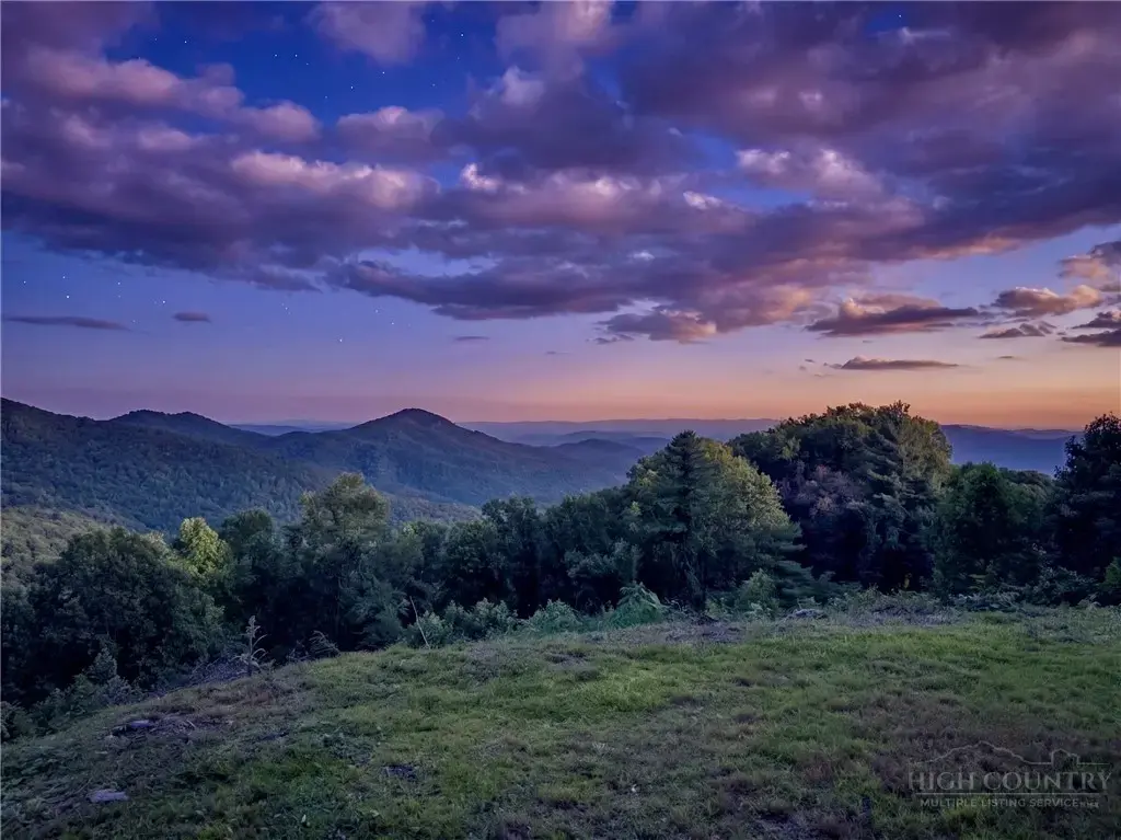 659 Dogwood Lane, Blowing Rock