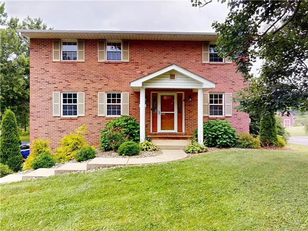 123 Hampton Court , Twp of But SW