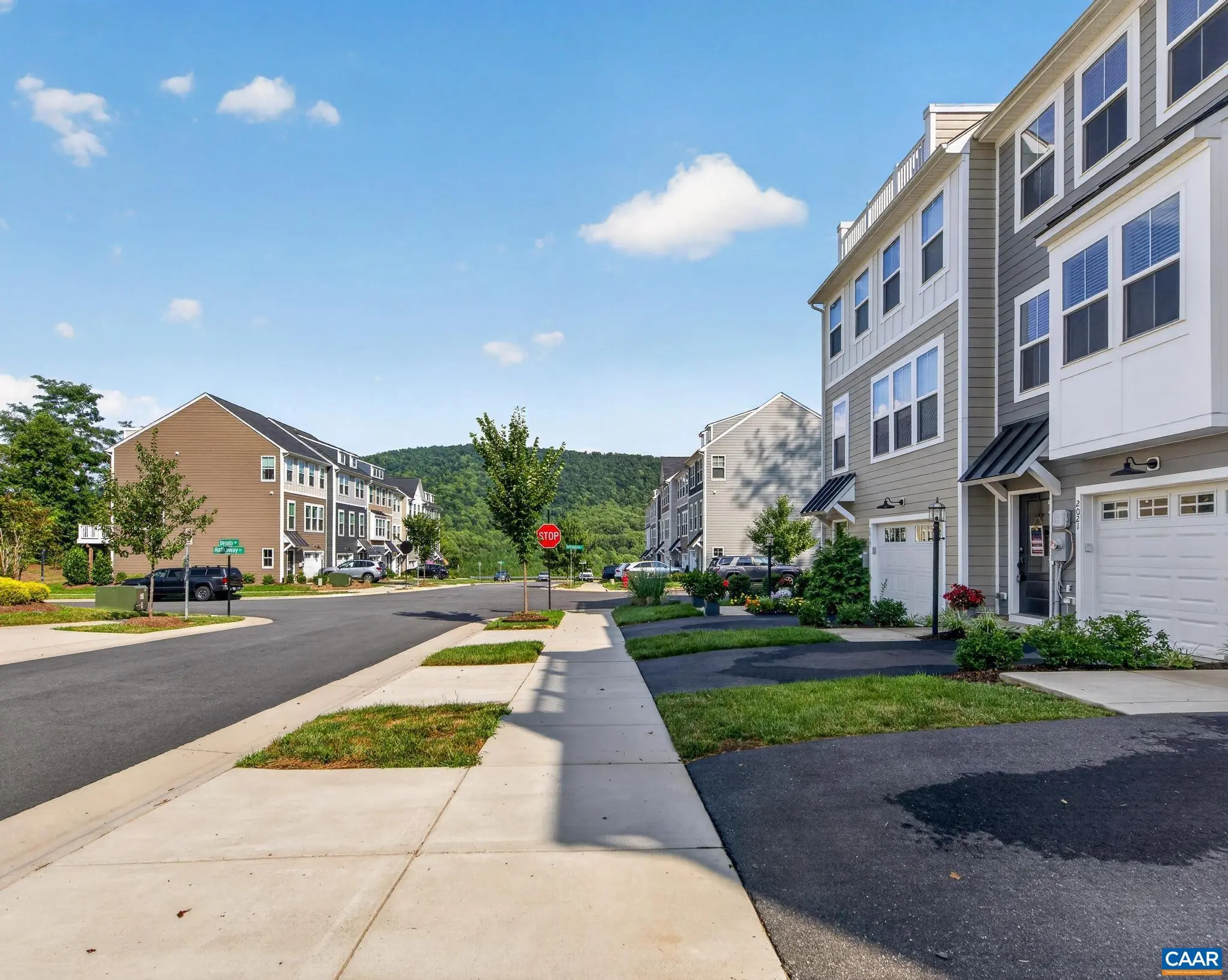 2021 Desoto Dr, Charlottesville