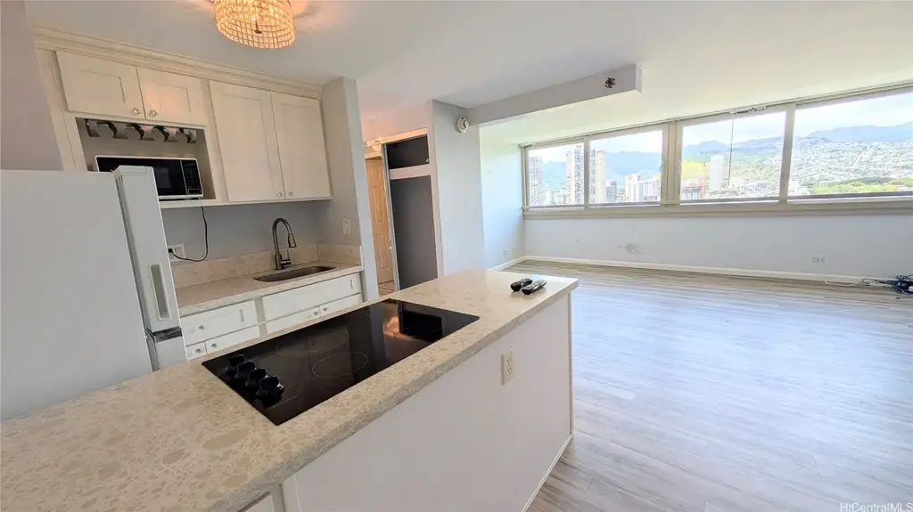 445 Seaside Avenue # 1902, Honolulu