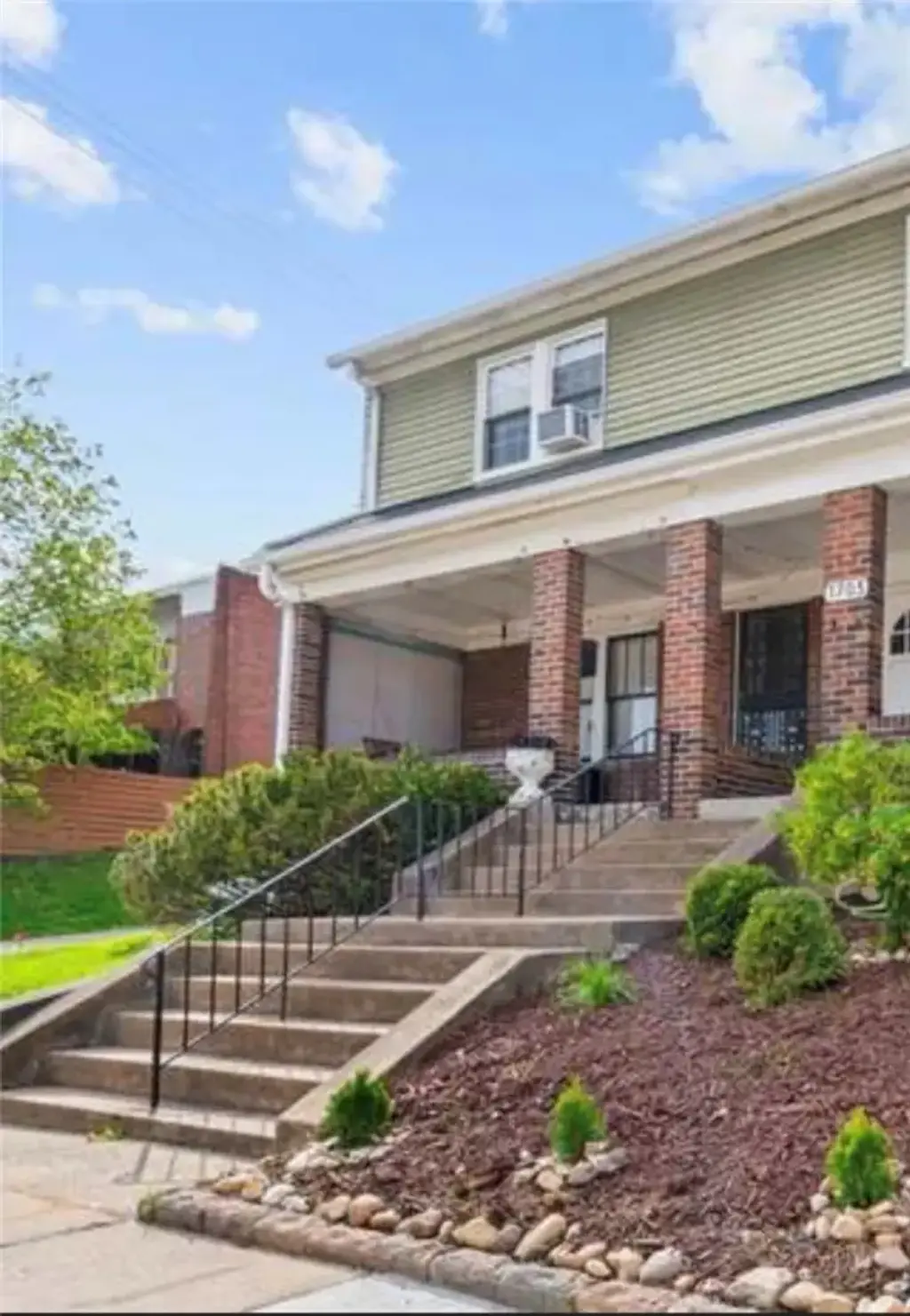 1701 Jancey Street , Morningside