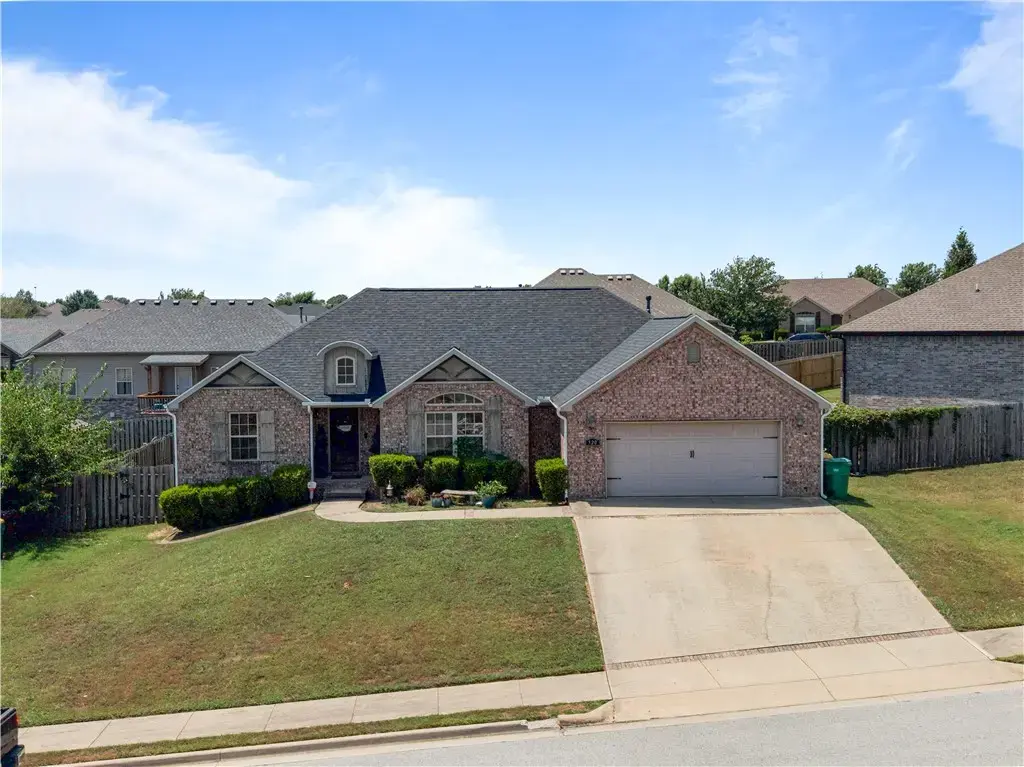 520 Verona, Centerton