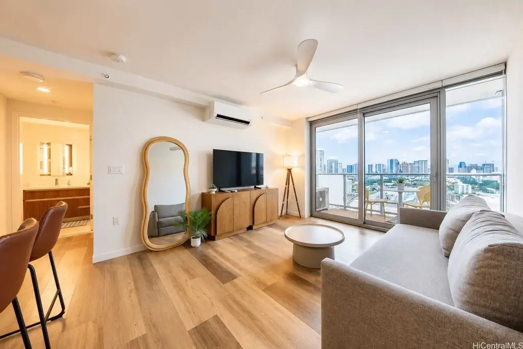 1500 Rycroft Street # 2006r, Honolulu
