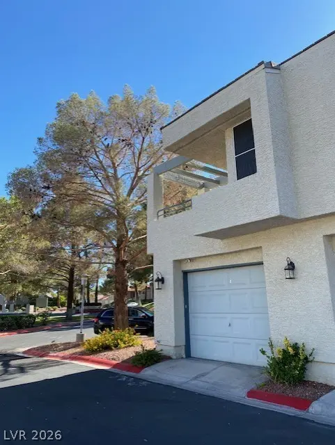 2761 Lodestone Drive 63, Las Vegas