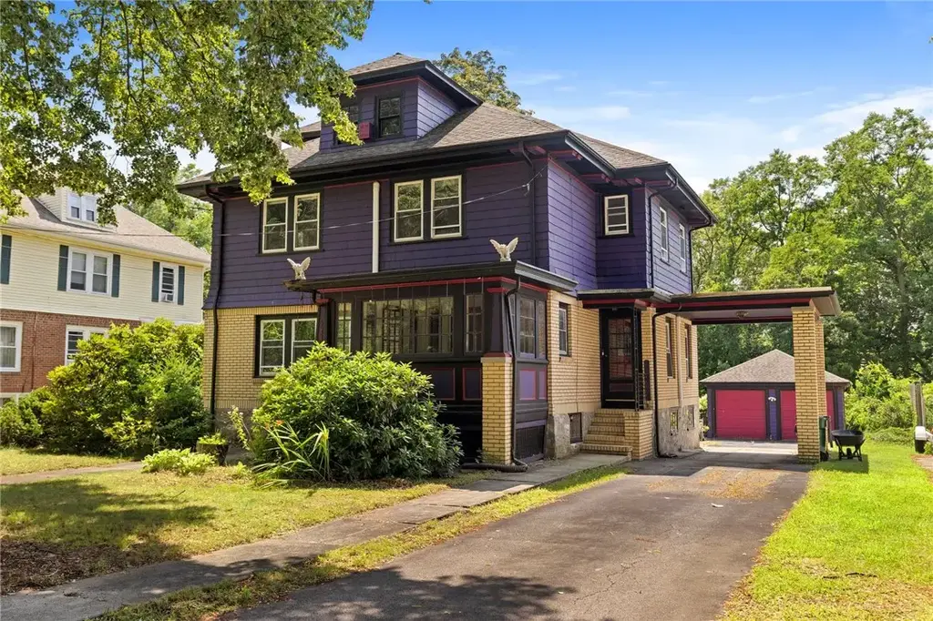 544 Harris Ave, Woonsocket