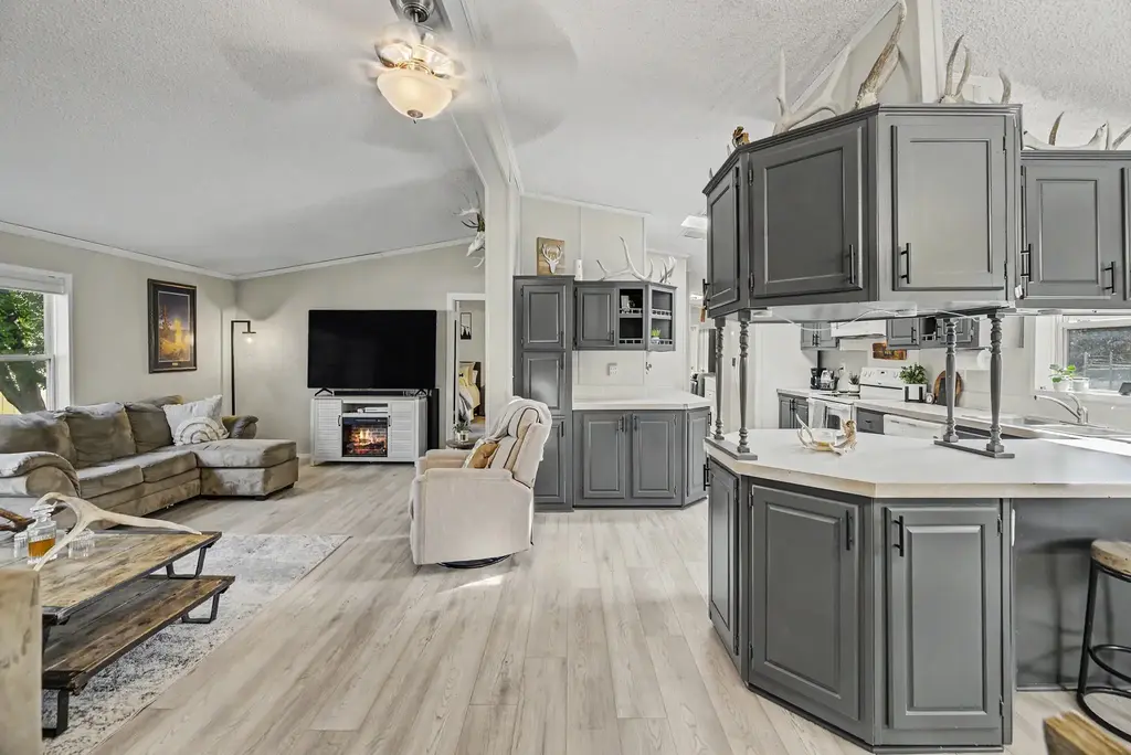 3000 Villard Avenue 149, Helena