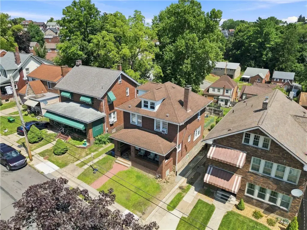 2121 Duquesne Avenue , McKeesport