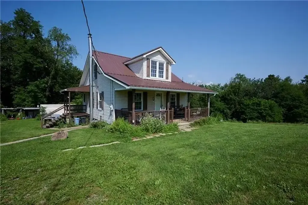 439 Fort Cherry Road , Mt Pleasant