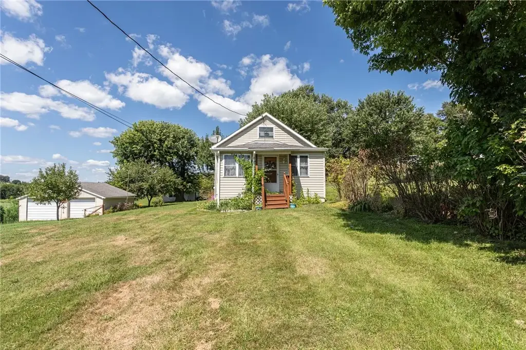 7221 National Pike, Menallen