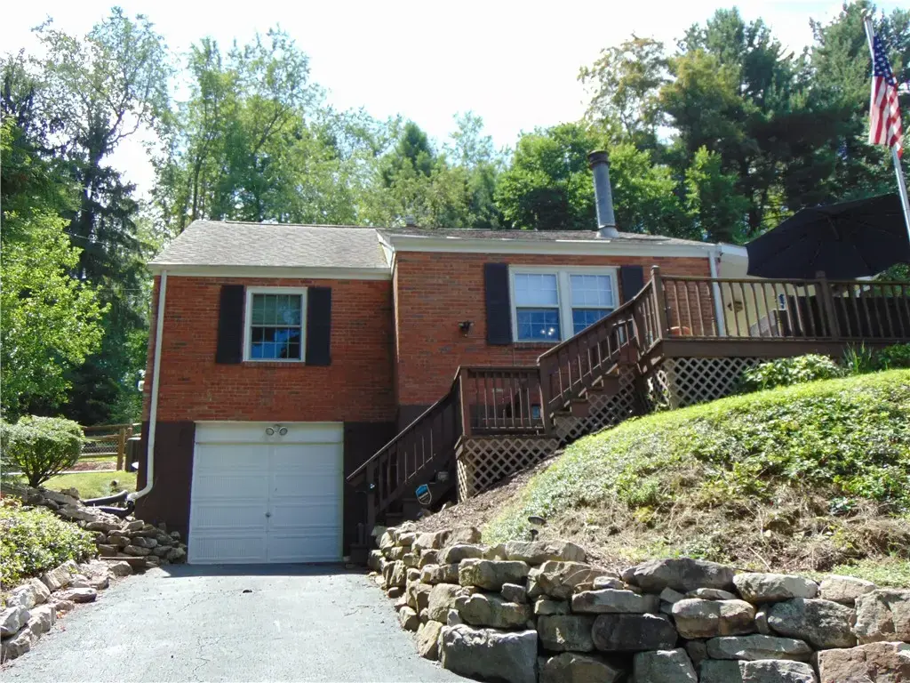 191 Buttermilk Hollow Road , North Huntingdon