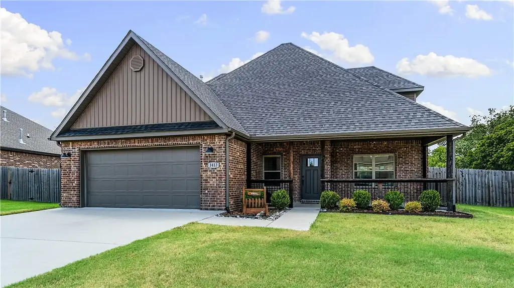 1413 Reagan Avenue, Gentry