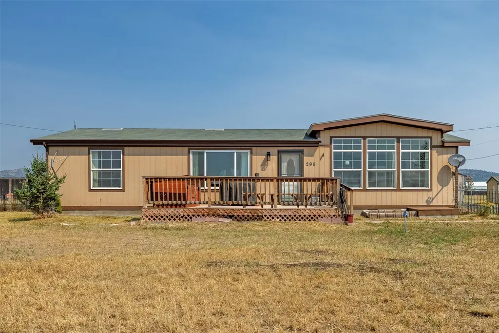 296 Guthrie Road, Helena