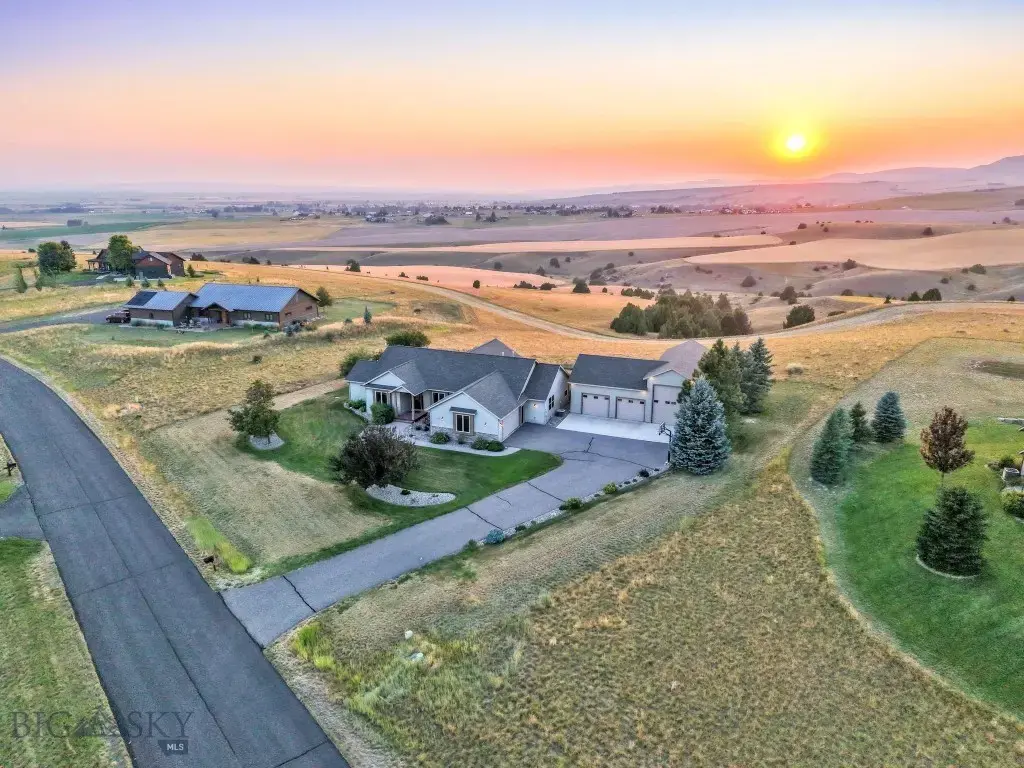 827 Antelope Ridge, Belgrade