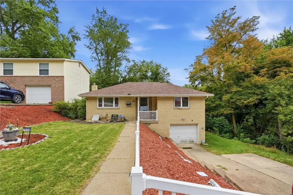 7916 Orlan Place, Verona