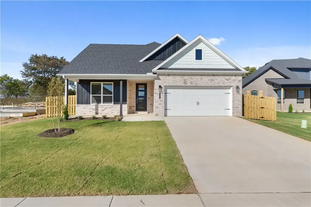 2124 Porter Street, Pea Ridge