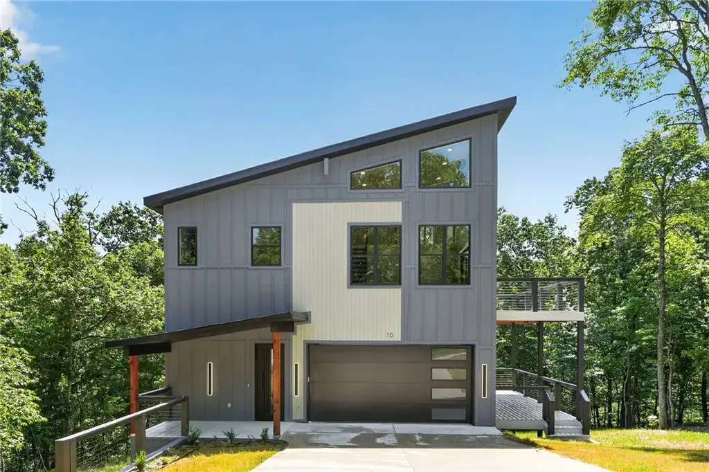 10 Selkirk Lane, Bella Vista