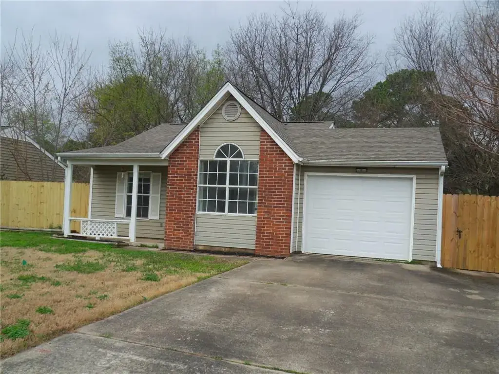 2937 N Fiesta Drive, Fayetteville