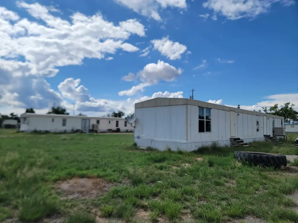 1101 Clark Avenue, Estancia