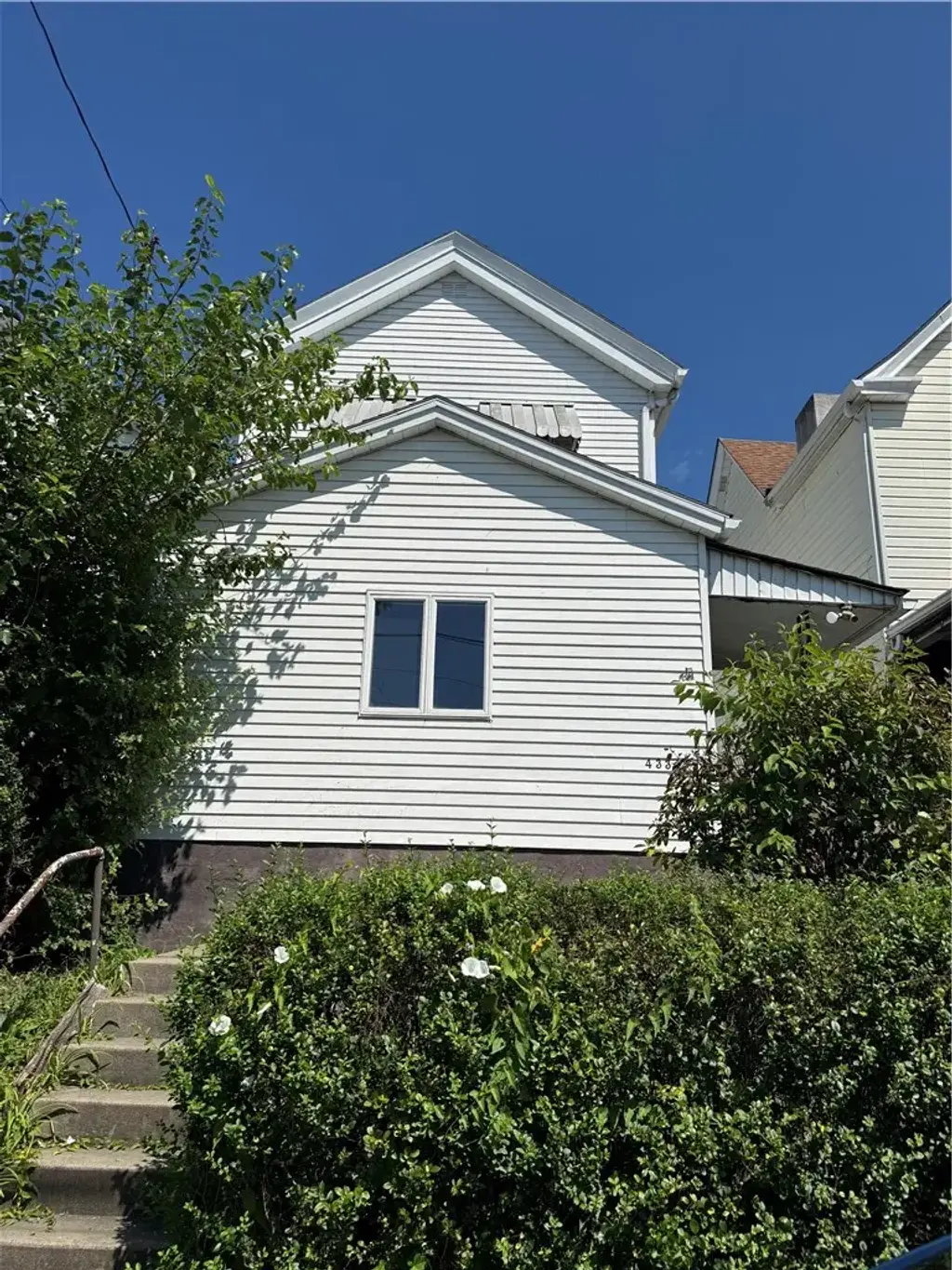 433 Euclid Avenue , Glassport
