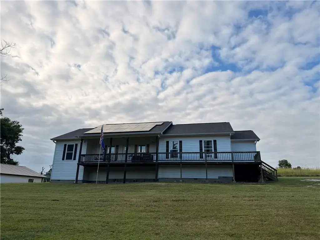 23171 N Hickory Flat Road, Hindsville