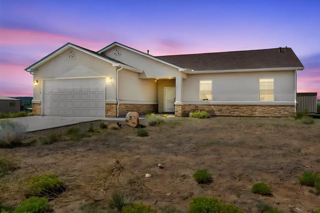 15 Mountain View Lane, Edgewood