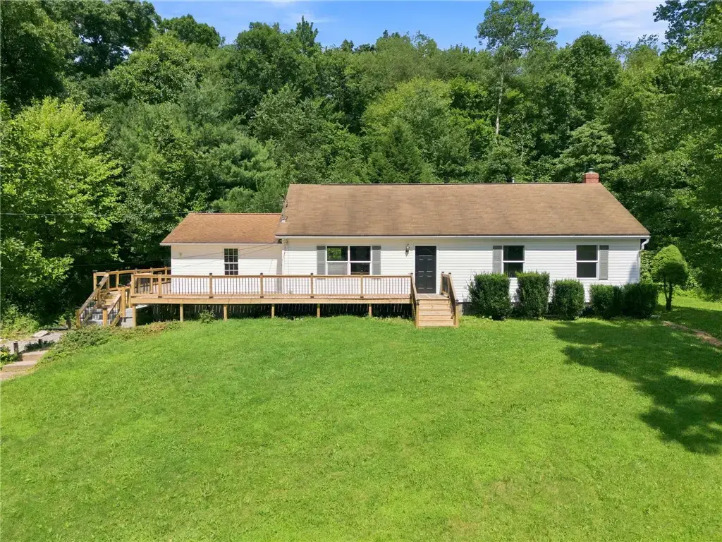 358 Kaylor Frogtown Road , Brady's Bend