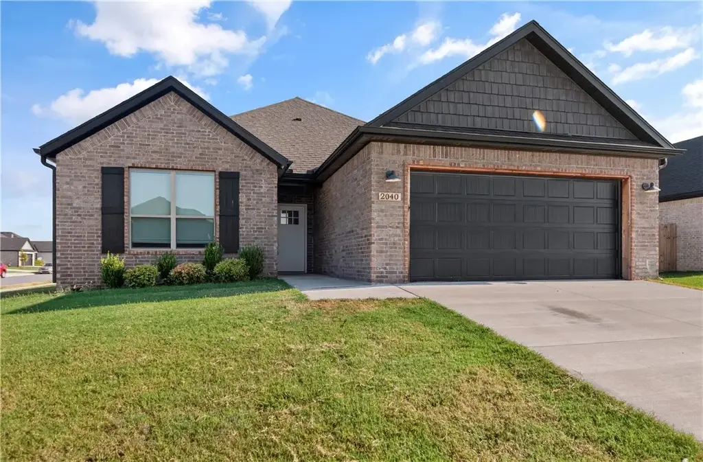 2040 Myrrh Place, Bentonville