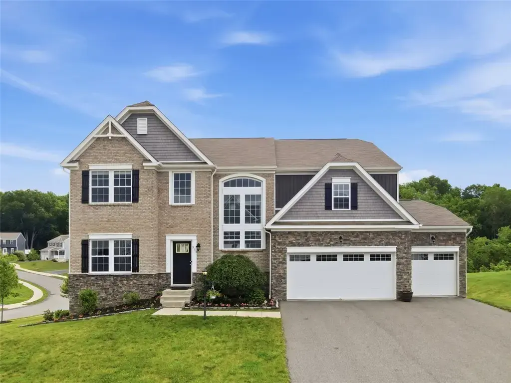 313 Regent Court , McDonald