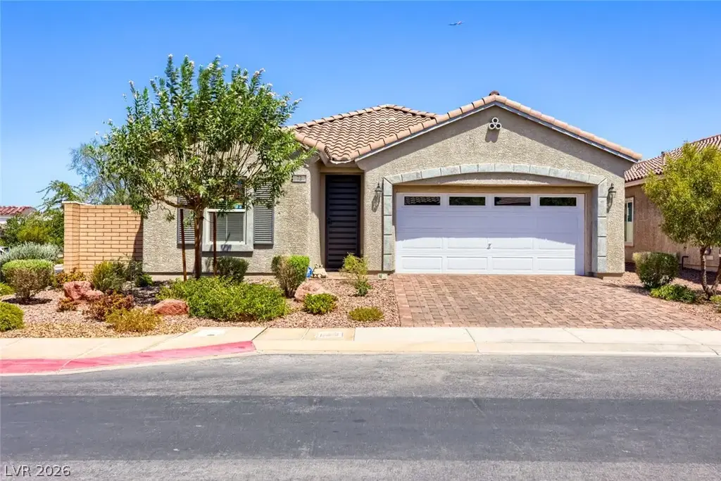 72 Summer Rhapsody Avenue, Henderson