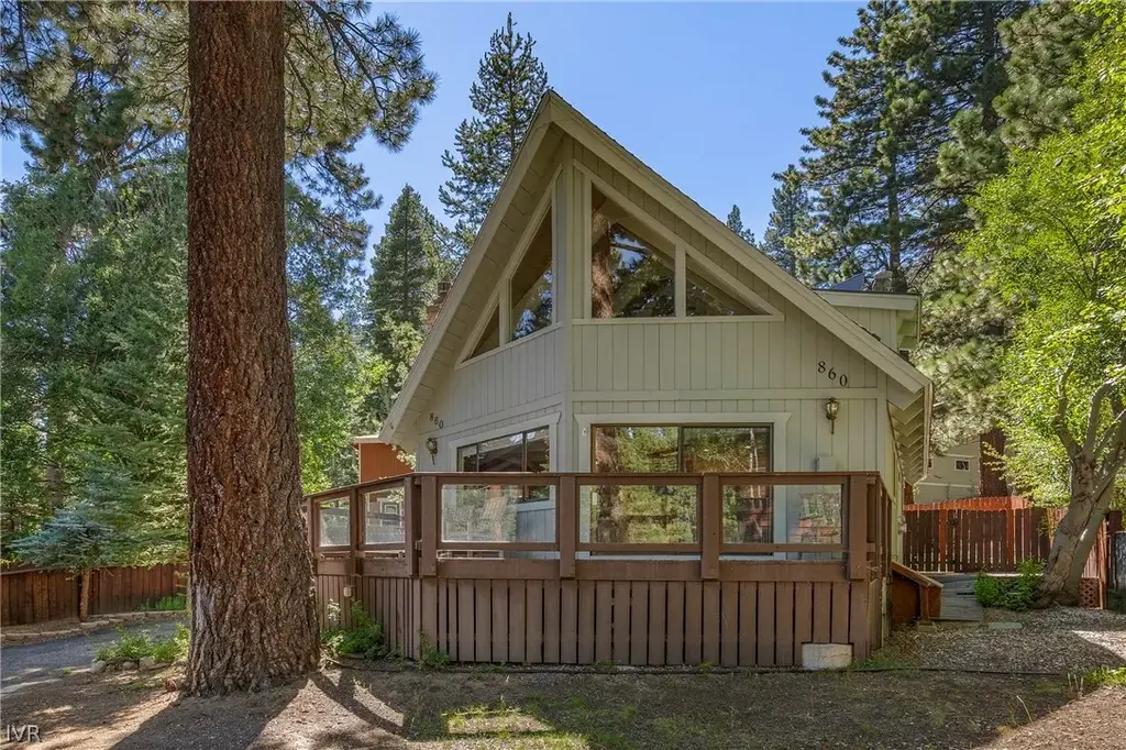 860 Jennifer St, Incline Village