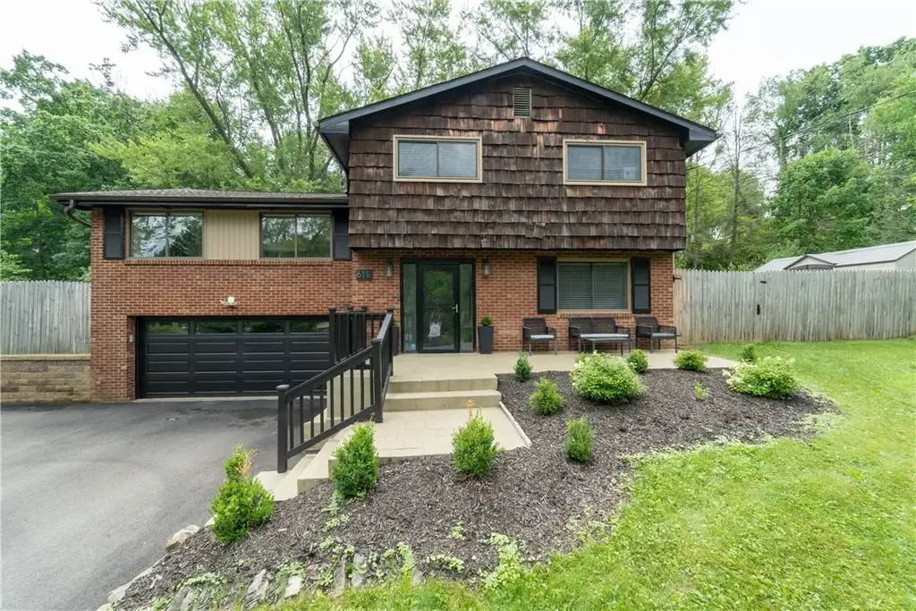 615 Greenspring Drive , Richland