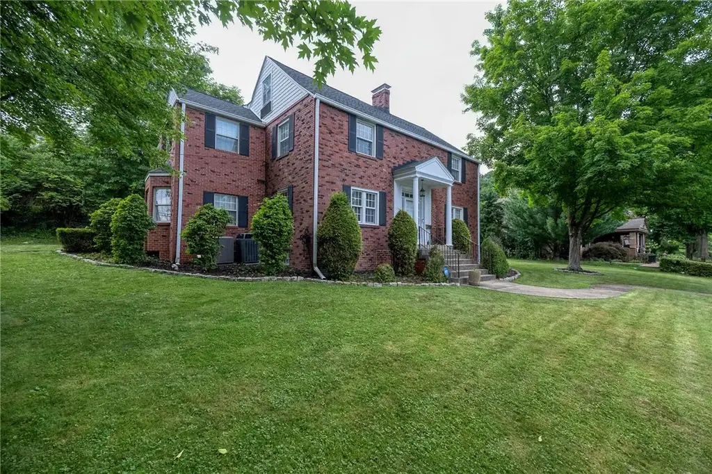 1136 Cornell Road, Thornburg