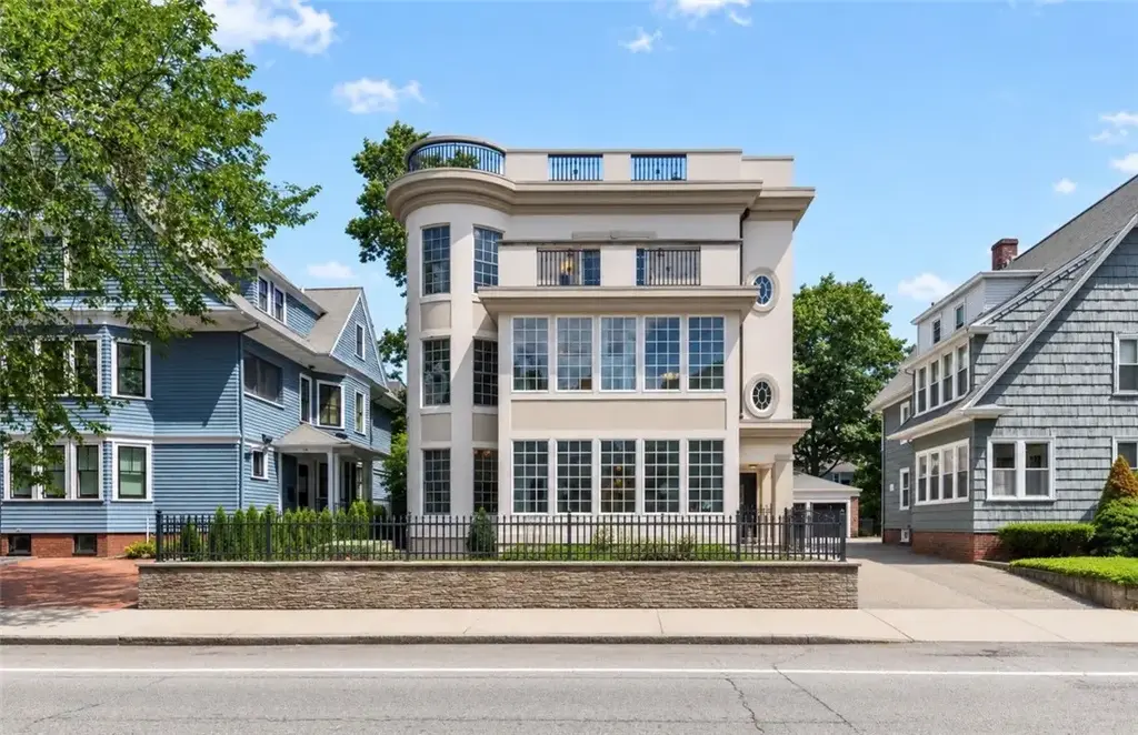 30 South Angell St # 2, Providence