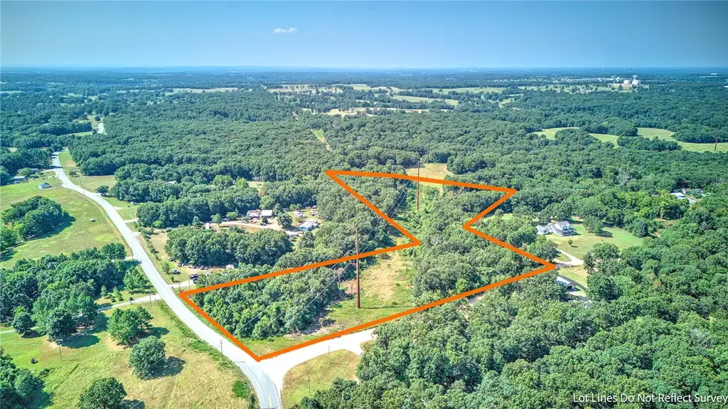 17233 Little John Road, Decatur