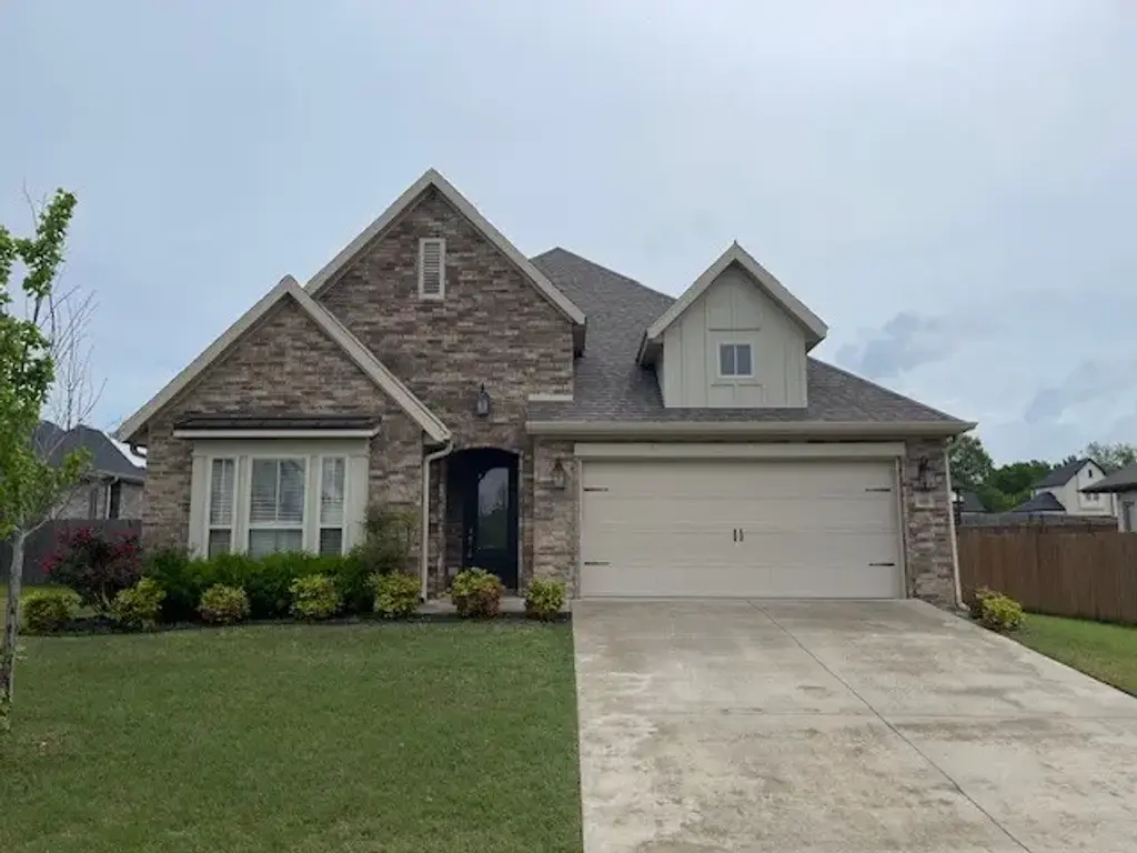 616 Mill Pond Way, Cave Springs